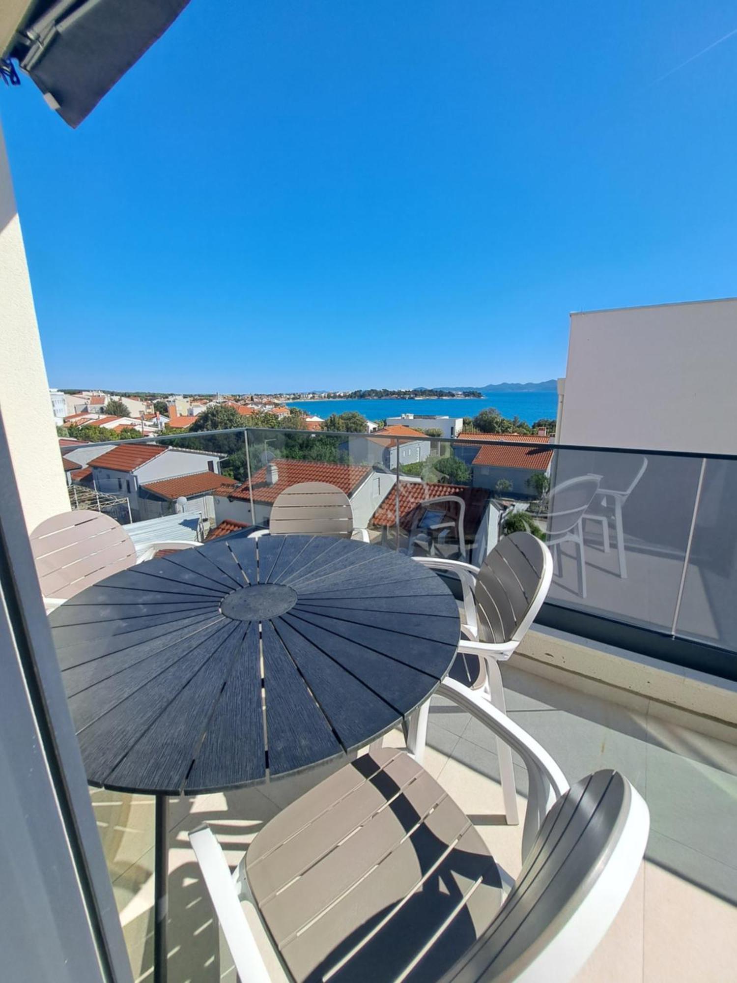 M&M Luxury Apartments Petrcane Exterior photo